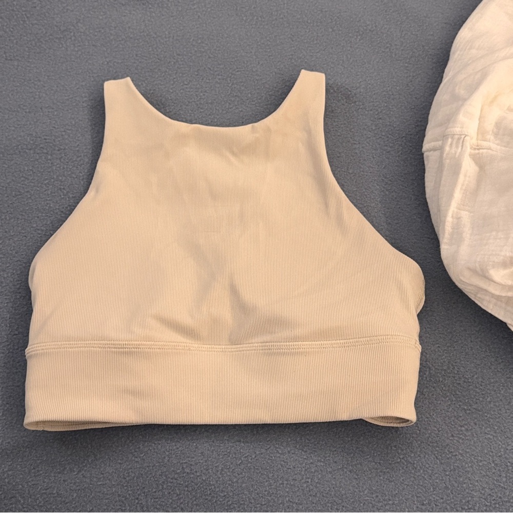 Lululemon Medium Support High Neck Cream Off White Sports Bra Fitness Top - Picture 9 of 9
